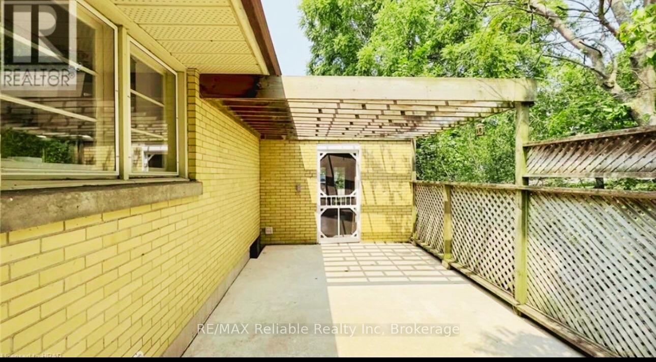 55 Caledonia Terrace, Goderich, Ontario  N7A 2M9 - Photo 14 - X12747278