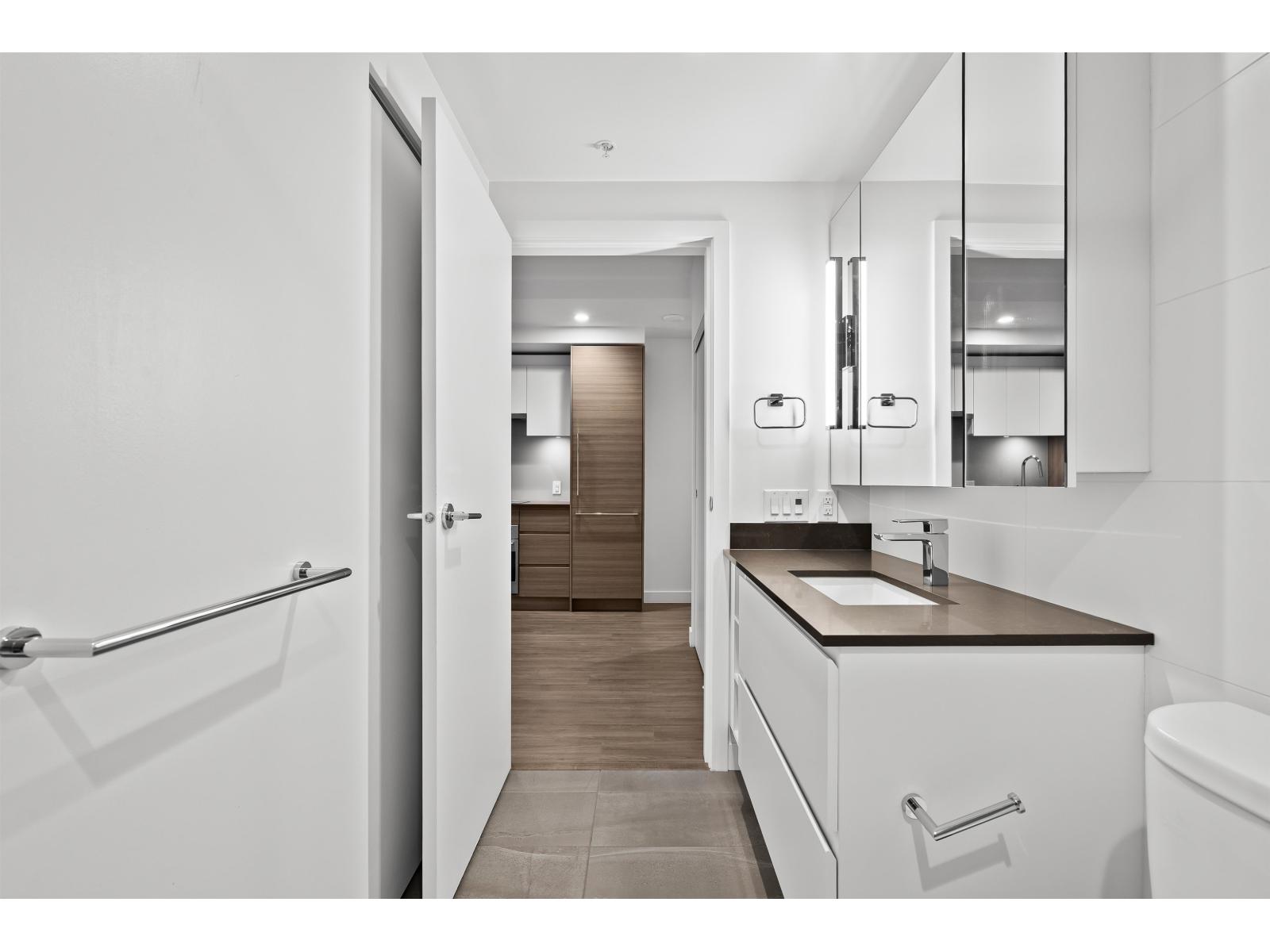 1507 13655 Fraser Highway, Surrey, British Columbia  V3T 0P8 - Photo 24 - R3097635