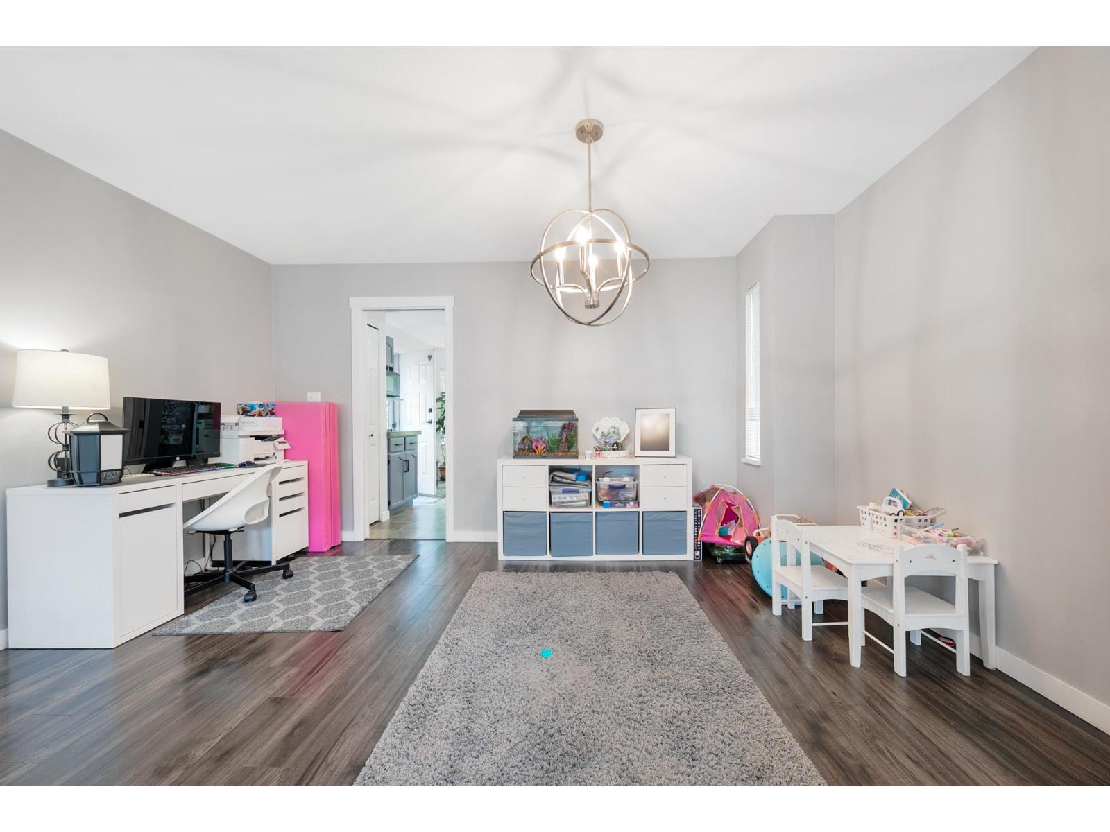 9286 212 Street, Langley, British Columbia  V1M 2B5 - Photo 13 - R3097650