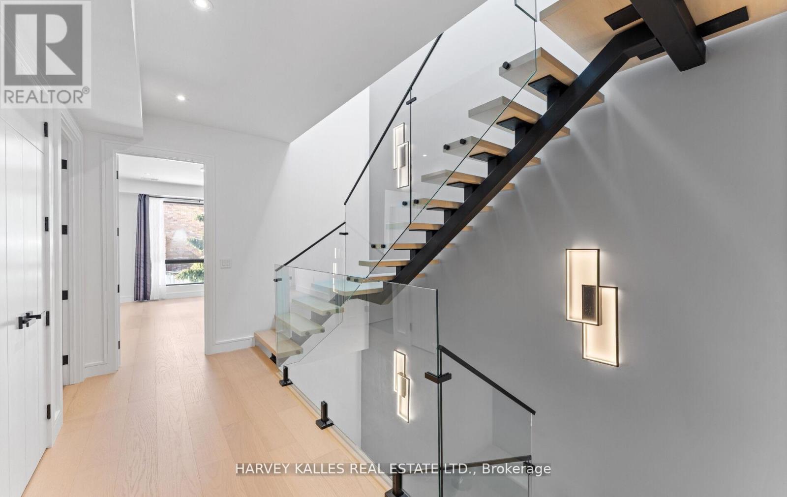 656 Oriole Parkway, Toronto, Ontario  M4R 2C4 - Photo 11 - C12863602