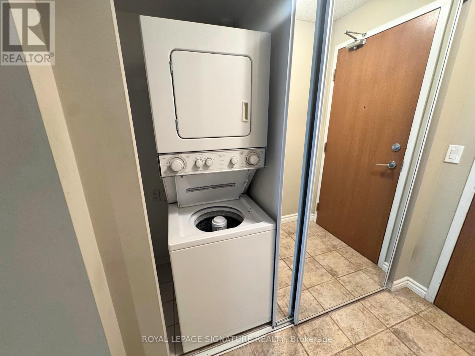 911 - 219 Fort York Boulevard, Toronto (Niagara), Ontario  M5V 1B1 - Photo 17 - C12863622