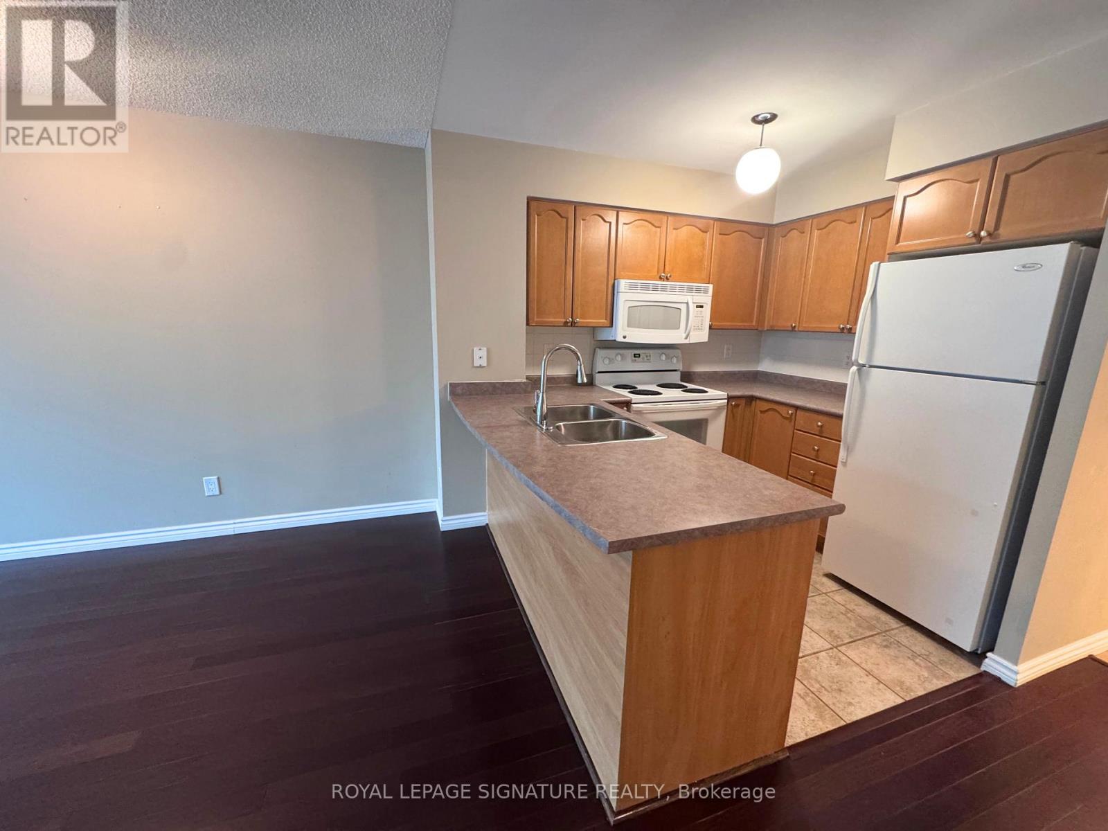 911 - 219 Fort York Boulevard, Toronto (Niagara), Ontario  M5V 1B1 - Photo 7 - C12863622