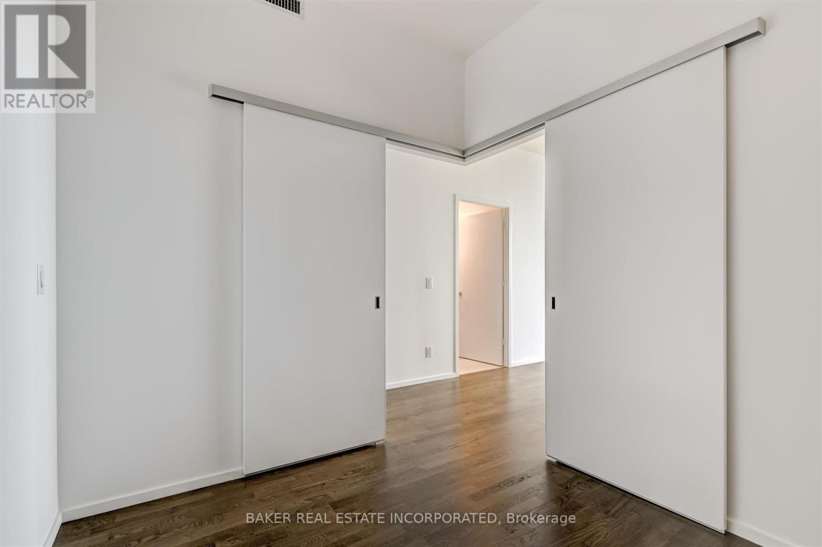 4803 - 101 Charles Street E, Toronto, Ontario  M4Y 0A9 - Photo 10 - C12863732