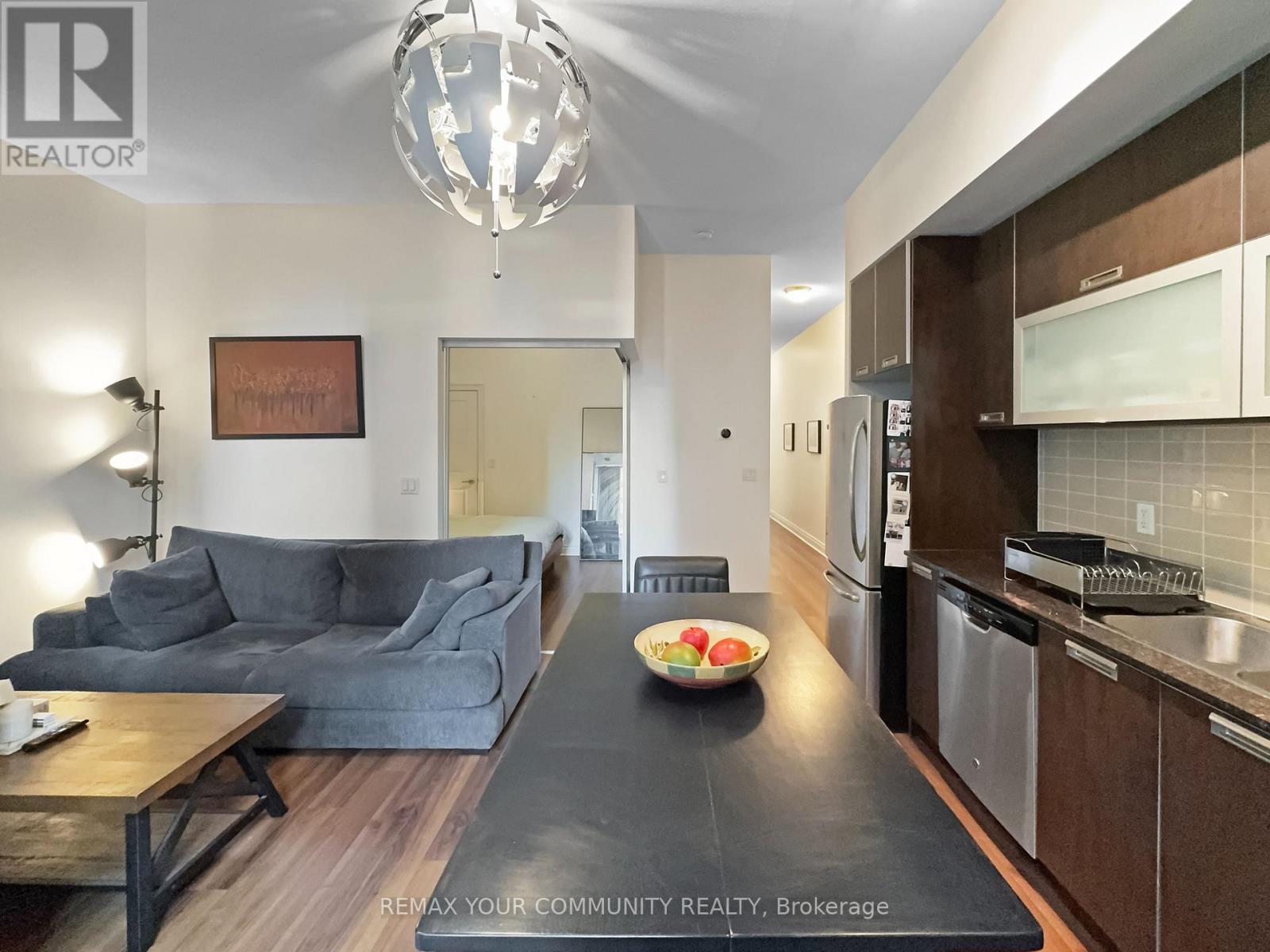 28 Ted Rogers Way, Toronto, Ontario  M4Y 2J4 - Photo 13 - C12863736