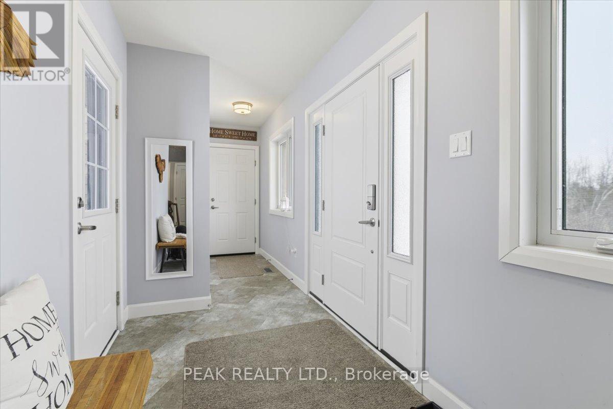 777 River Road, Kawartha Lakes, Ontario  K9V 4R4 - Photo 8 - X12701118