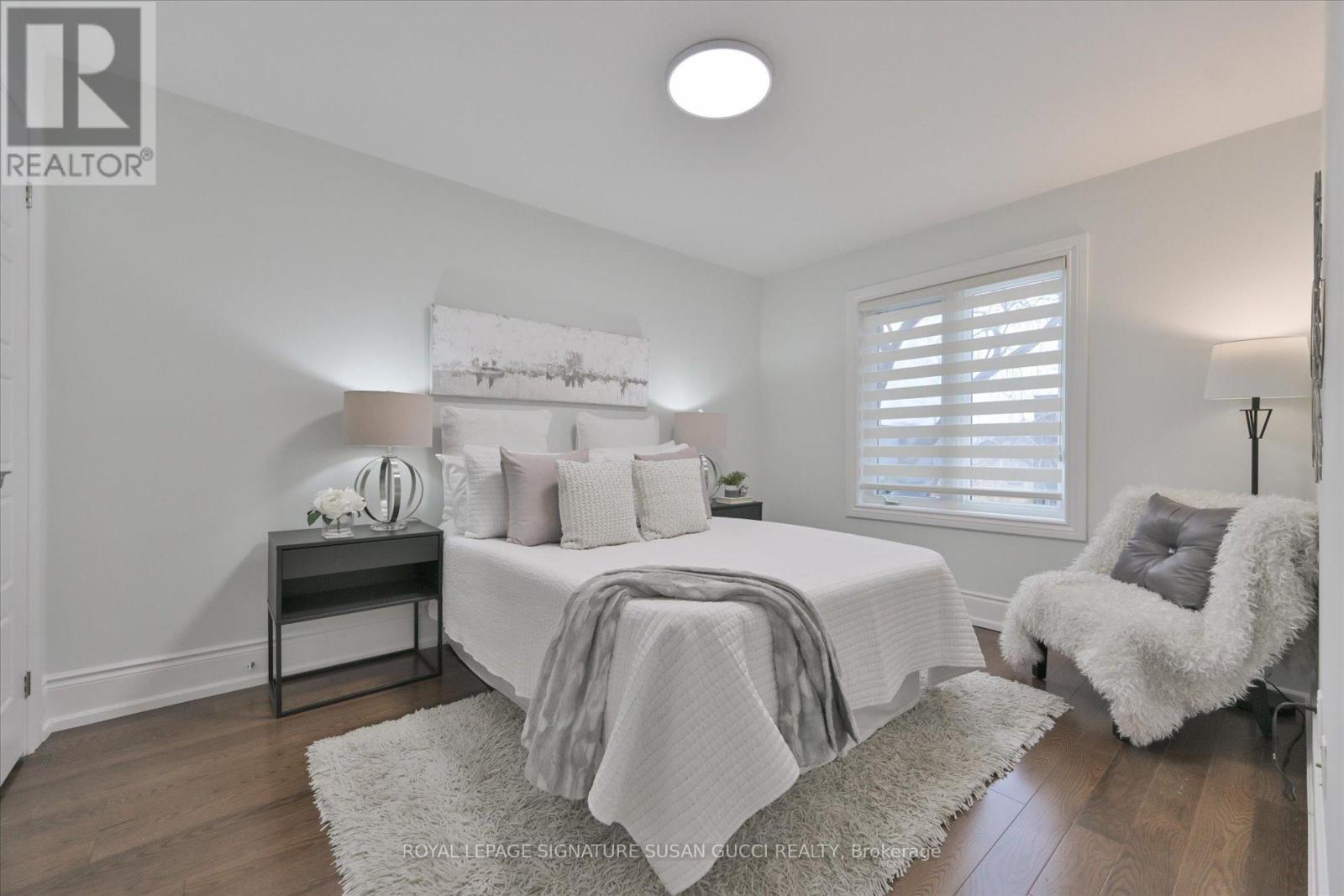 20 Cambrai Avenue, Toronto, Ontario  M4C 2P6 - Photo 23 - E12863662