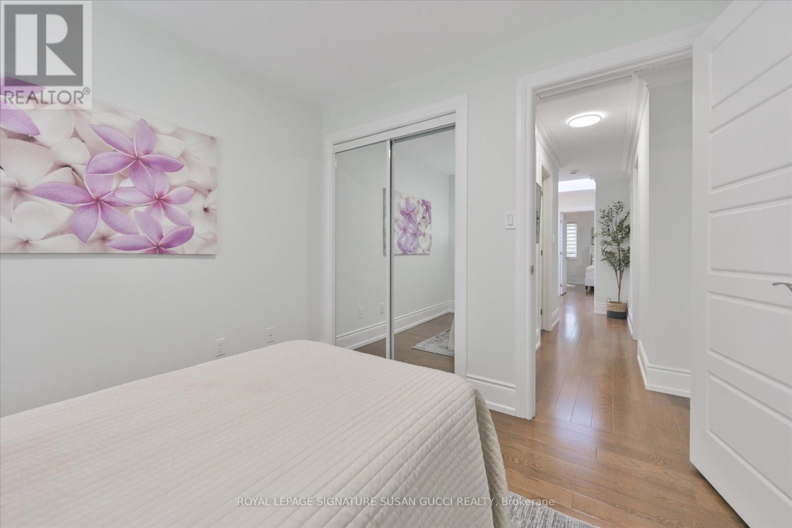 20 Cambrai Avenue, Toronto, Ontario  M4C 2P6 - Photo 25 - E12863662