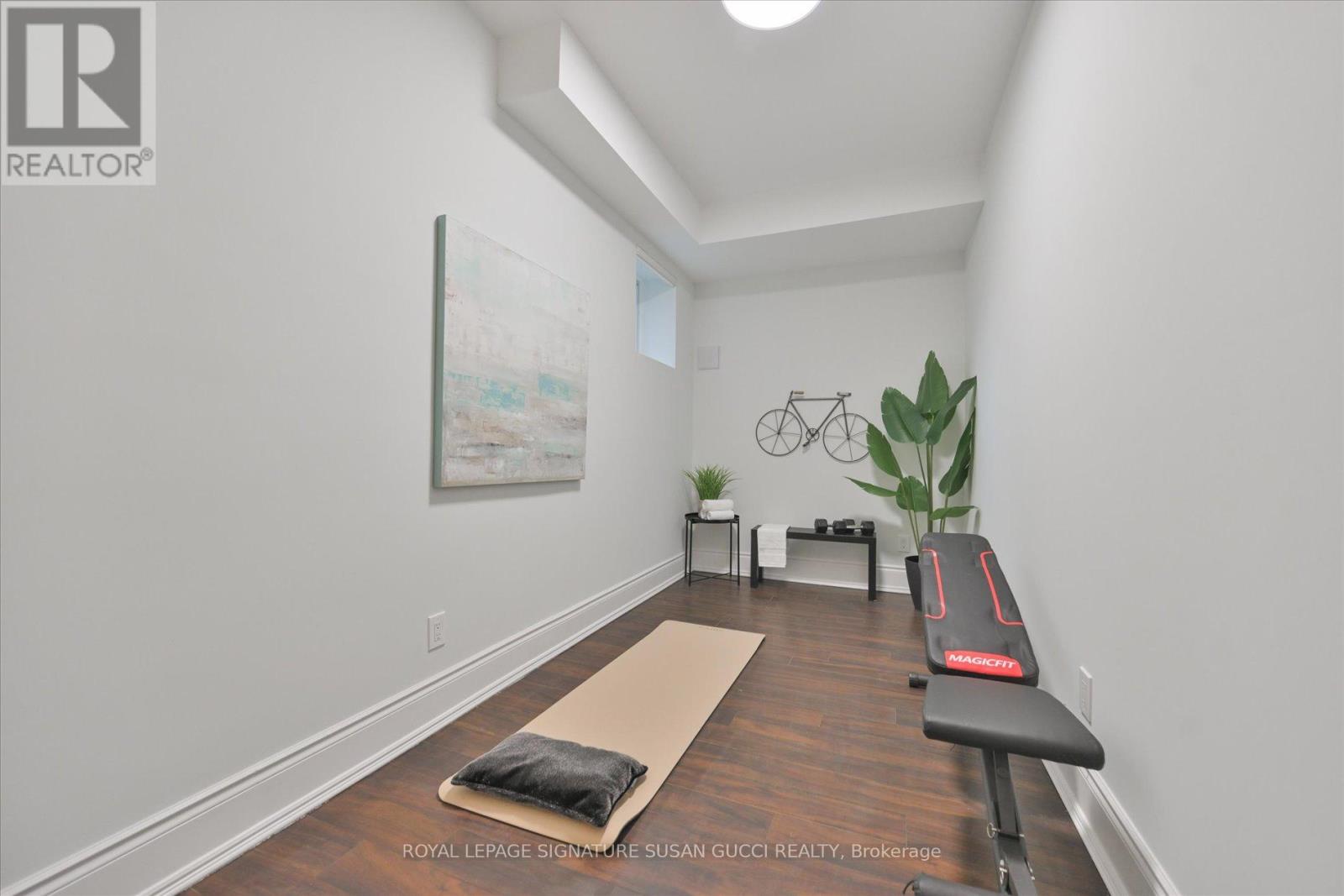 20 Cambrai Avenue, Toronto, Ontario  M4C 2P6 - Photo 33 - E12863662