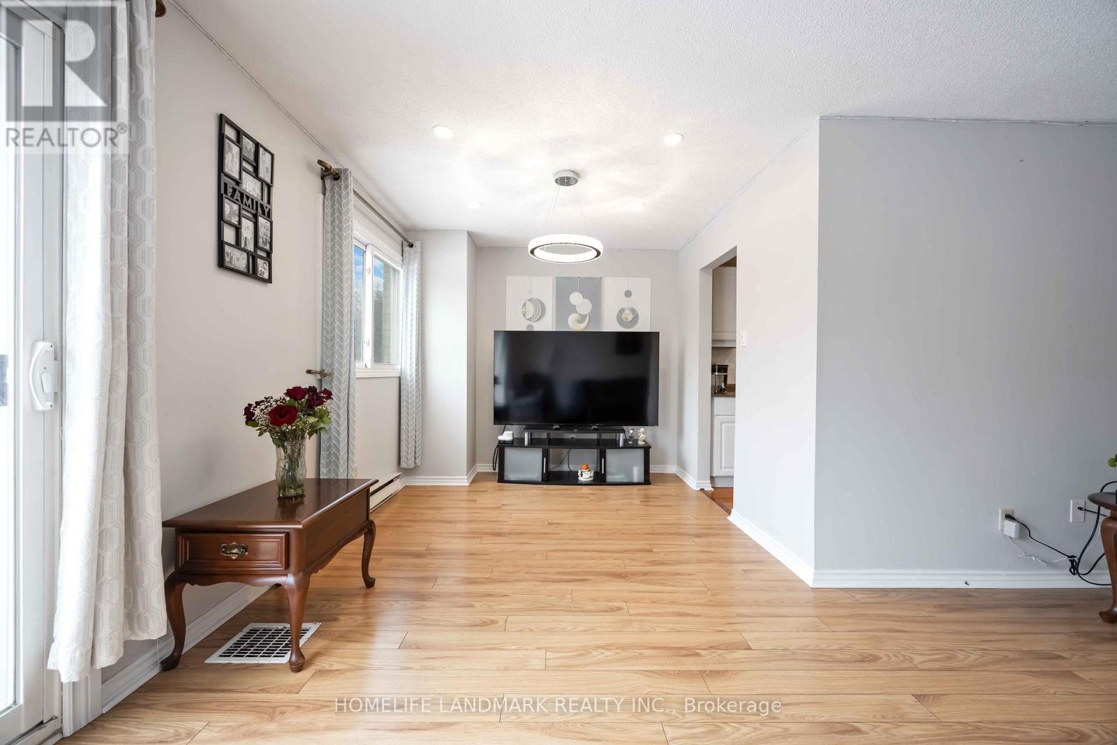 82 - 700 Harmony Road N, Oshawa, Ontario  L1K 1S2 - Photo 10 - E12863664