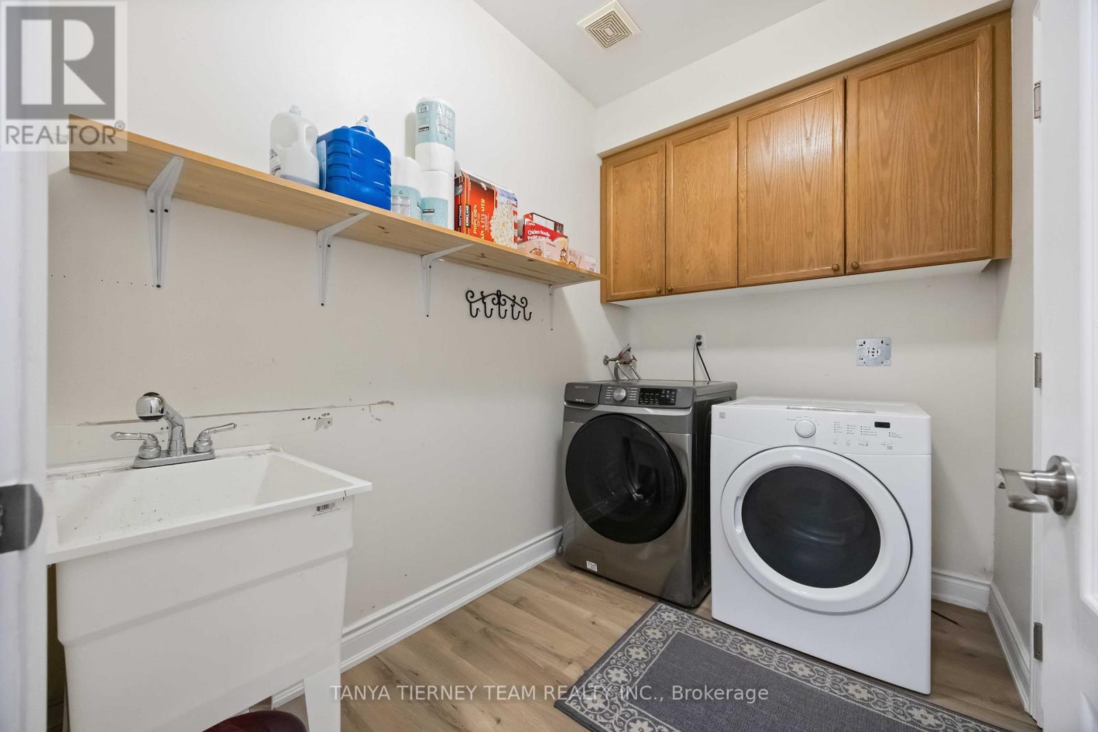 140 Vipond Road, Whitby, Ontario  L1M 1K9 - Photo 21 - E12863676