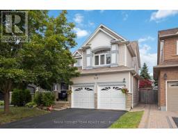 140 VIPOND ROAD, Whitby, Ontario