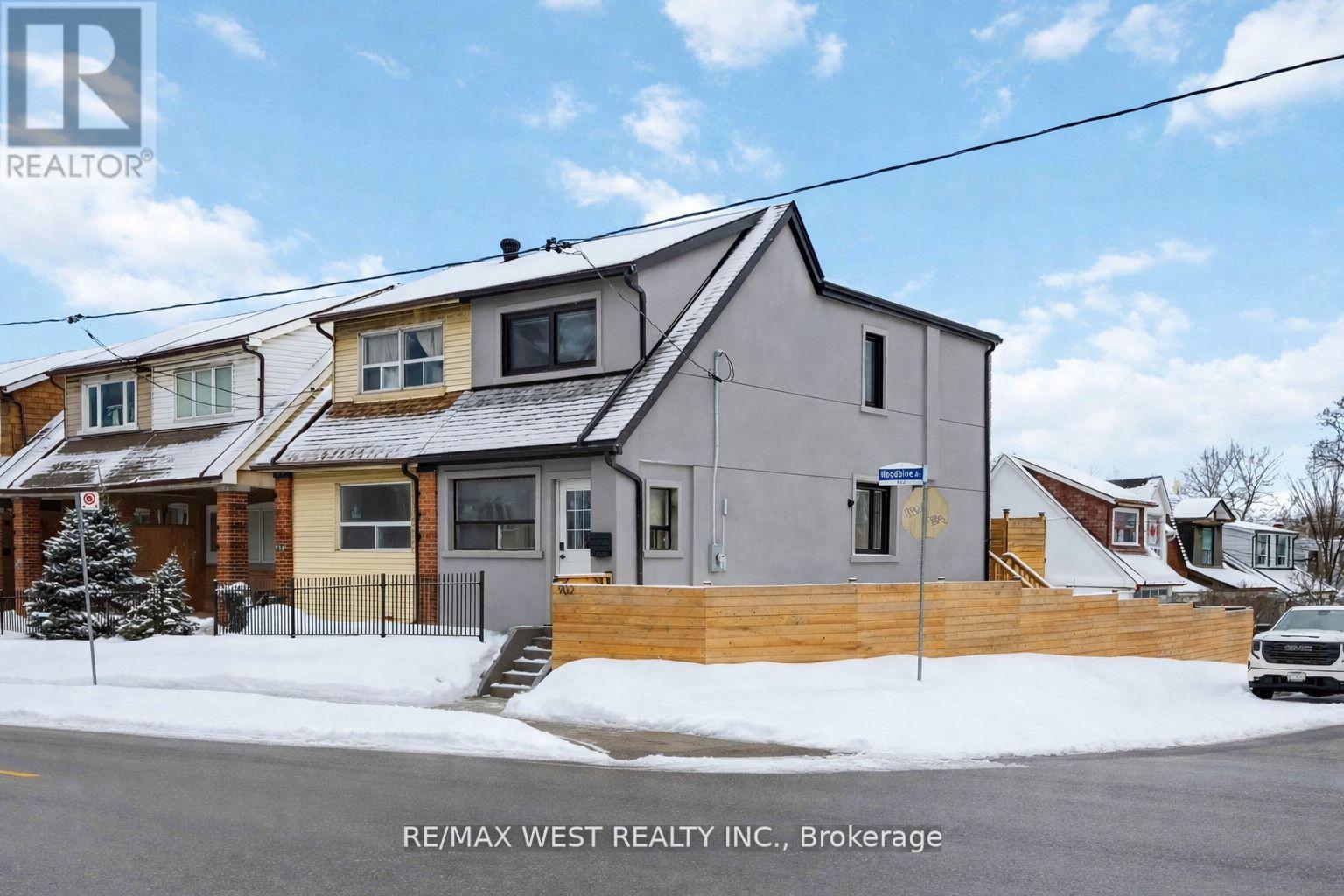 902 Woodbine Avenue, Toronto, Ontario  M4C 4B5 - Photo 2 - E12863738