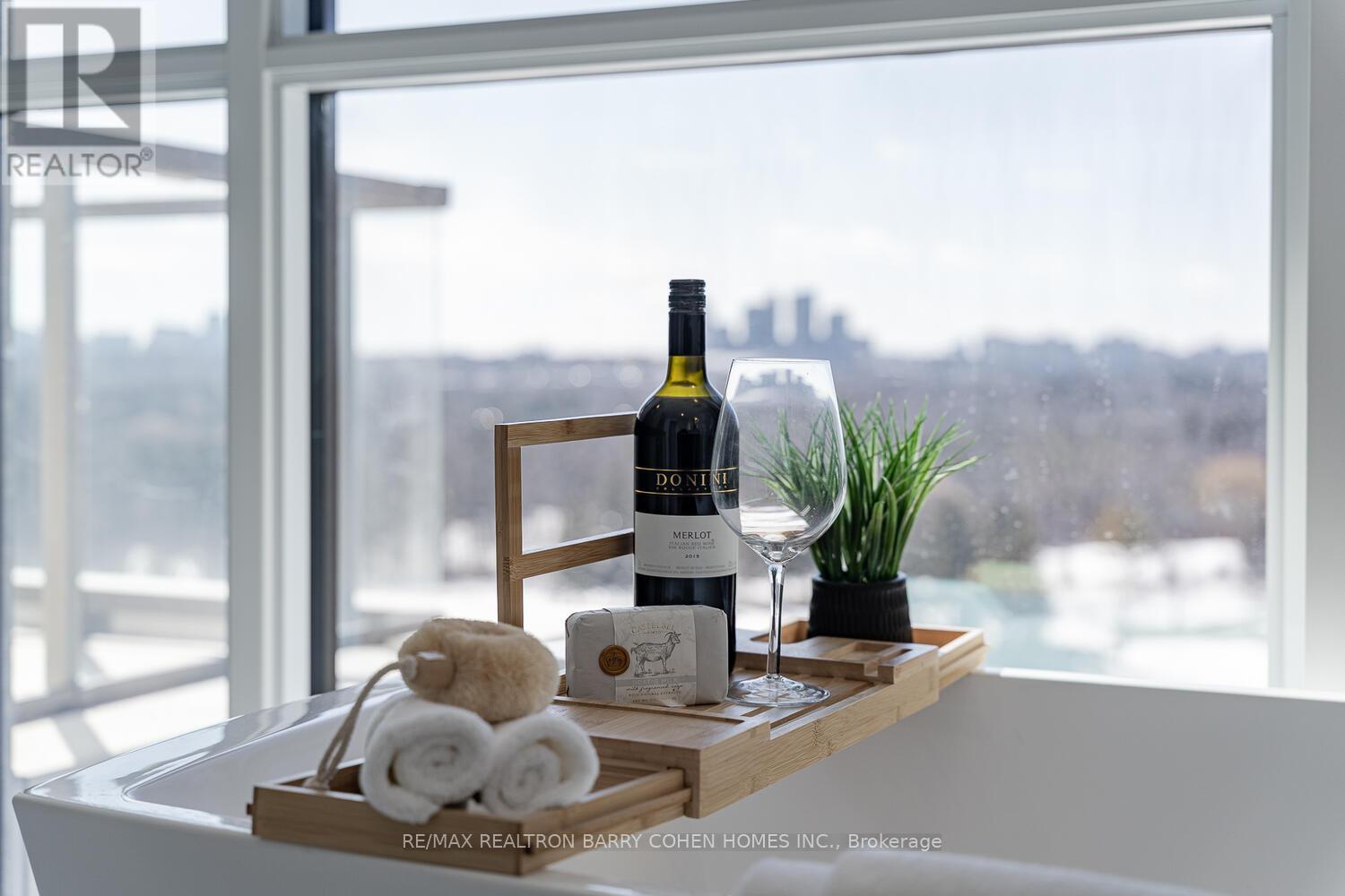 1008 - 397 Royal Orchard Boulevard, Markham, Ontario  L3T 0H3 - Photo 16 - N12863734