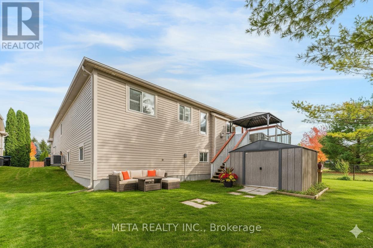 49 Red Pine Crescent, Wasaga Beach, Ontario  L9Z 3B2 - Photo 26 - S12863590