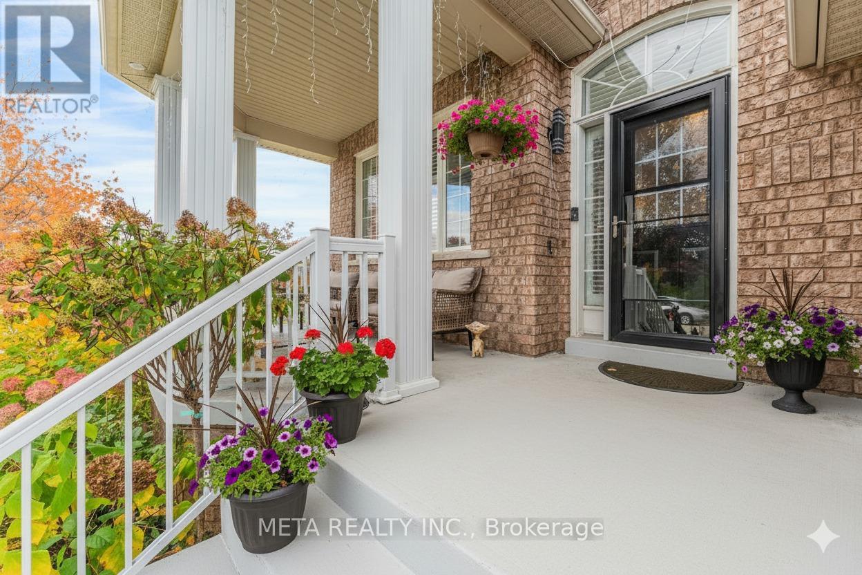 49 Red Pine Crescent, Wasaga Beach, Ontario  L9Z 3B2 - Photo 4 - S12863590