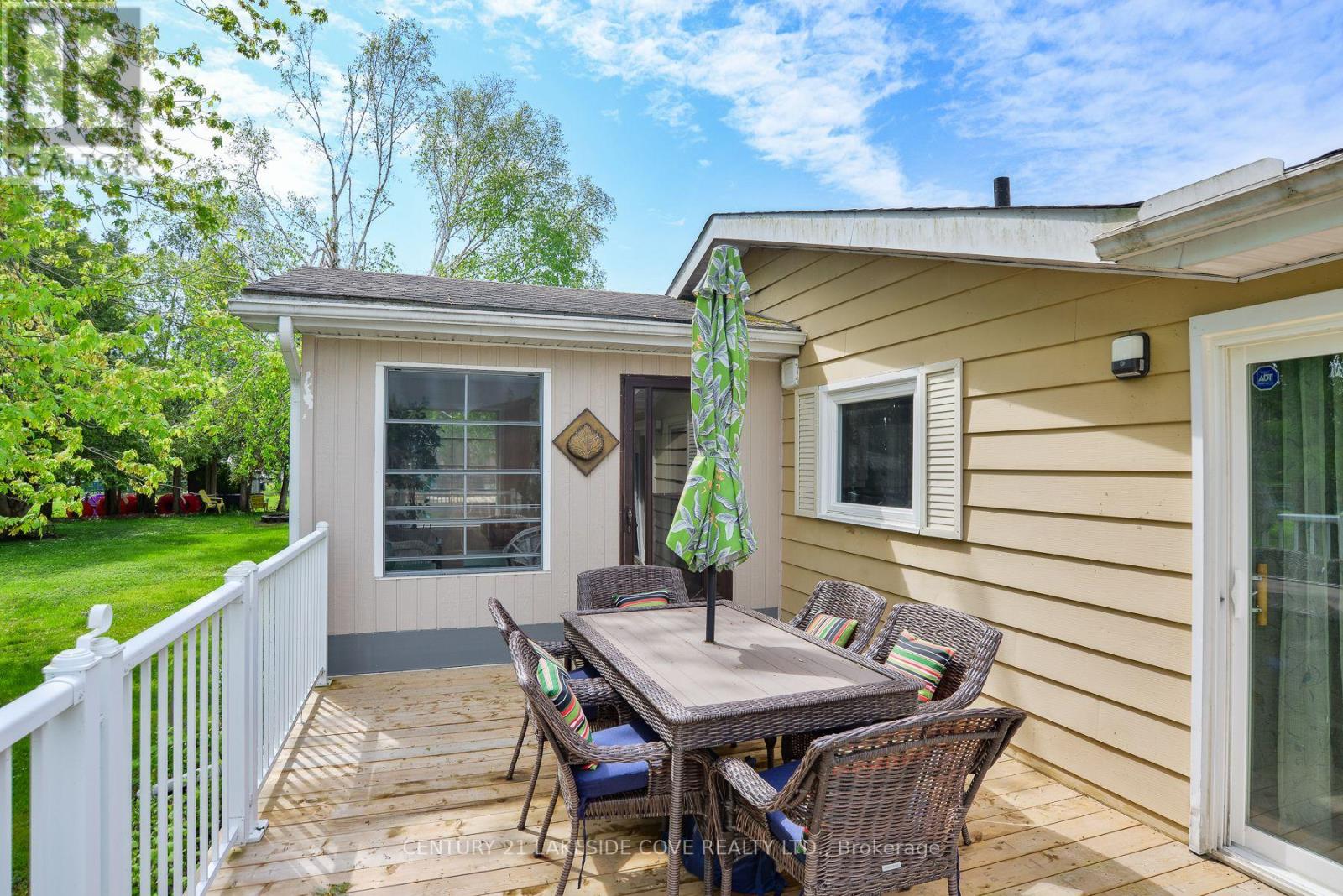 9 Pinetree Court, Ramara, Ontario  L0K 1B0 - Photo 25 - S12863598