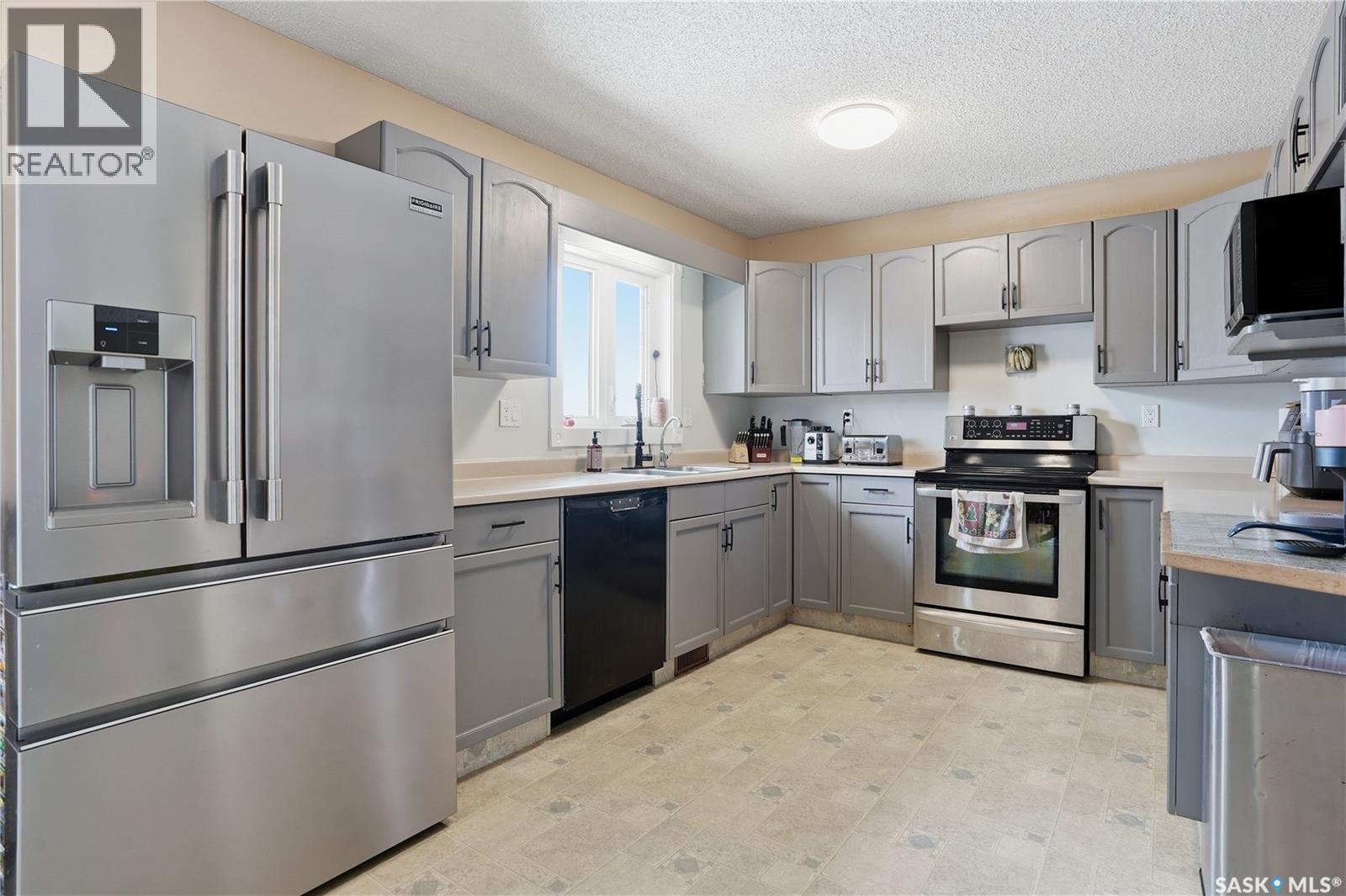 6202 Wellband Drive, Regina, Saskatchewan  S4X 4G8 - Photo 6 - SK030018