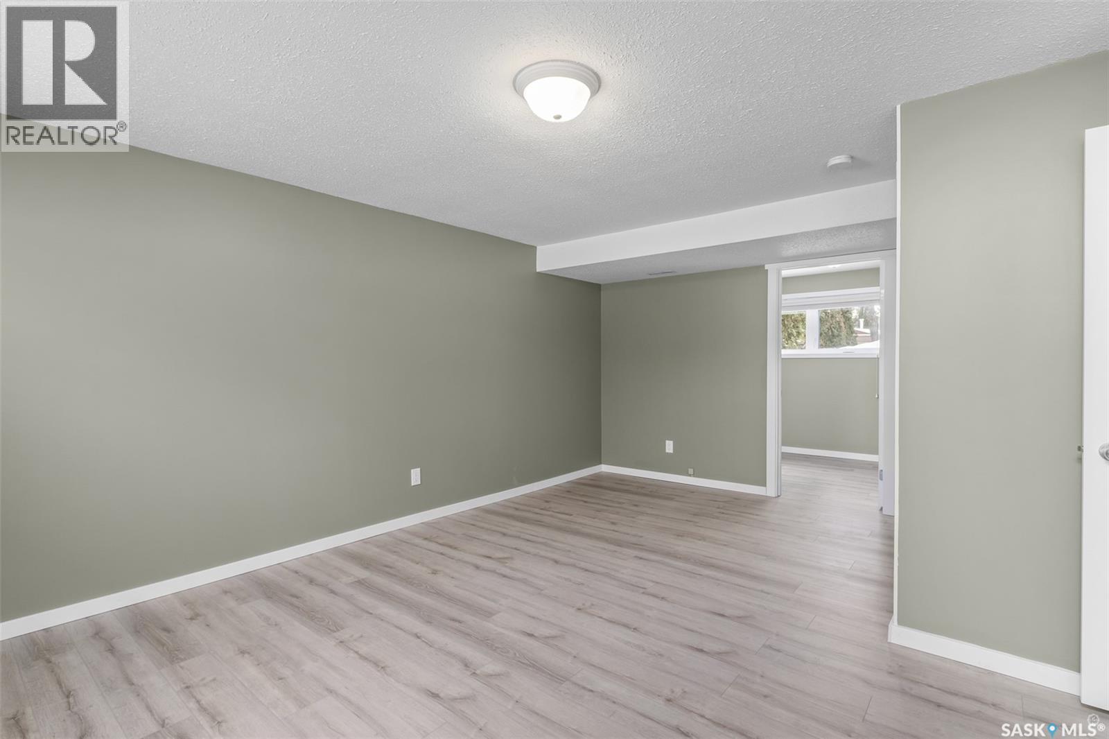 979 Sanderson Crescent, Prince Albert, Saskatchewan  S6V 6L2 - Photo 23 - SK029994