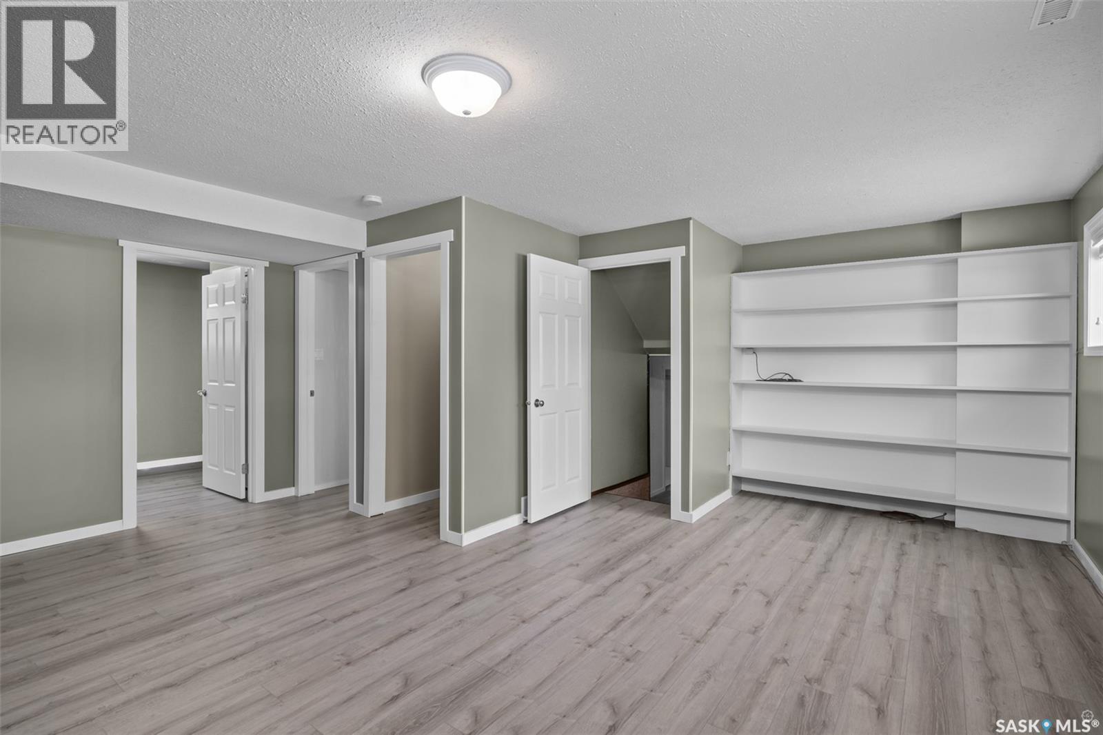 979 Sanderson Crescent, Prince Albert, Saskatchewan  S6V 6L2 - Photo 24 - SK029994