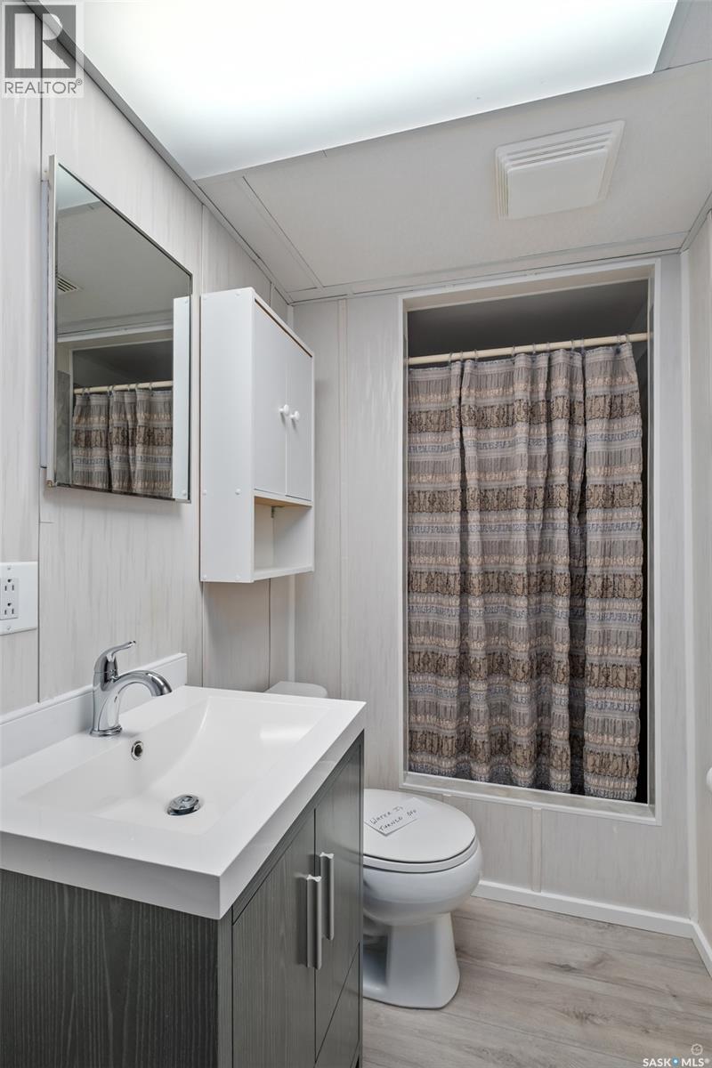 979 Sanderson Crescent, Prince Albert, Saskatchewan  S6V 6L2 - Photo 26 - SK029994