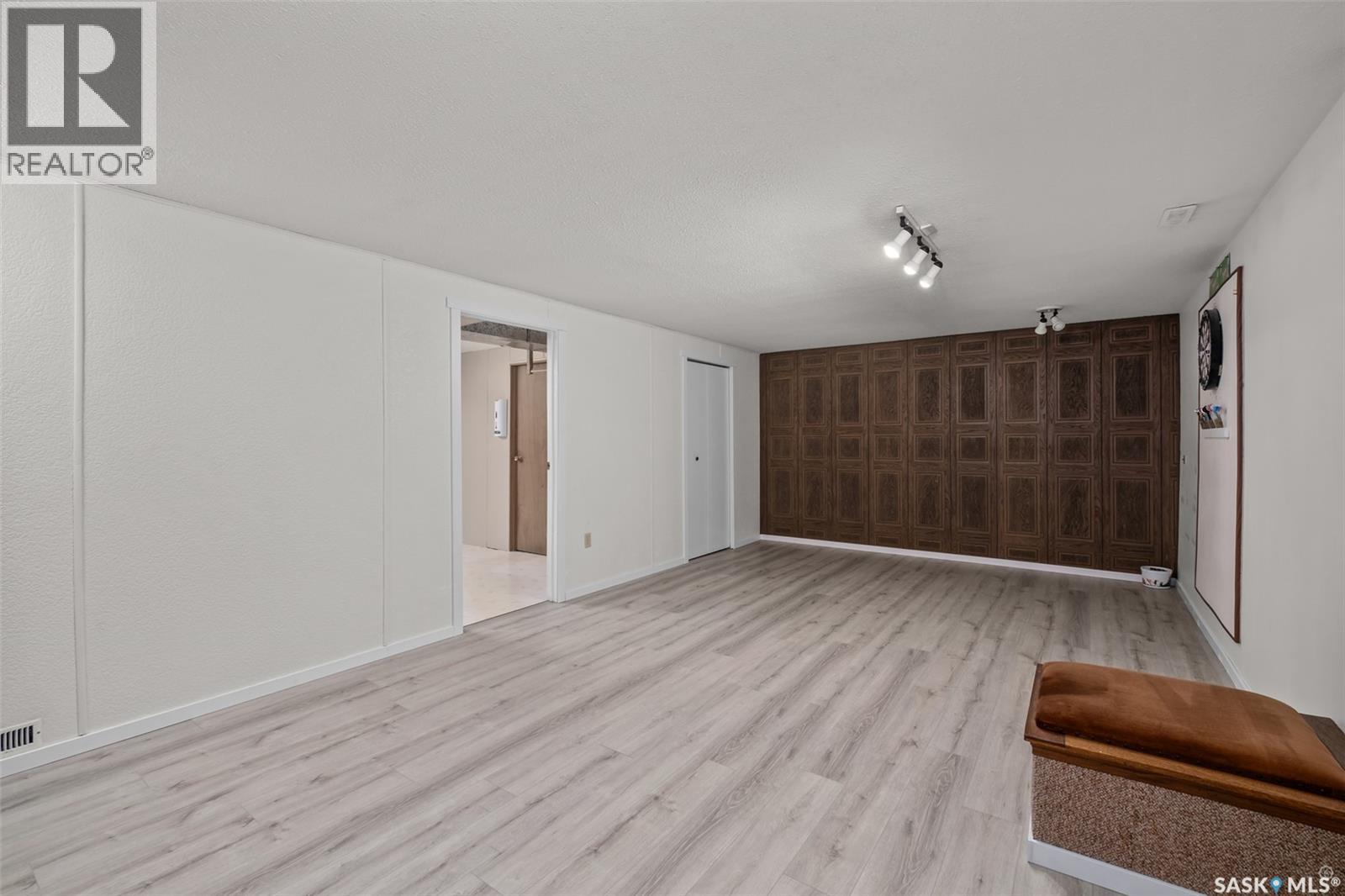 979 Sanderson Crescent, Prince Albert, Saskatchewan  S6V 6L2 - Photo 27 - SK029994