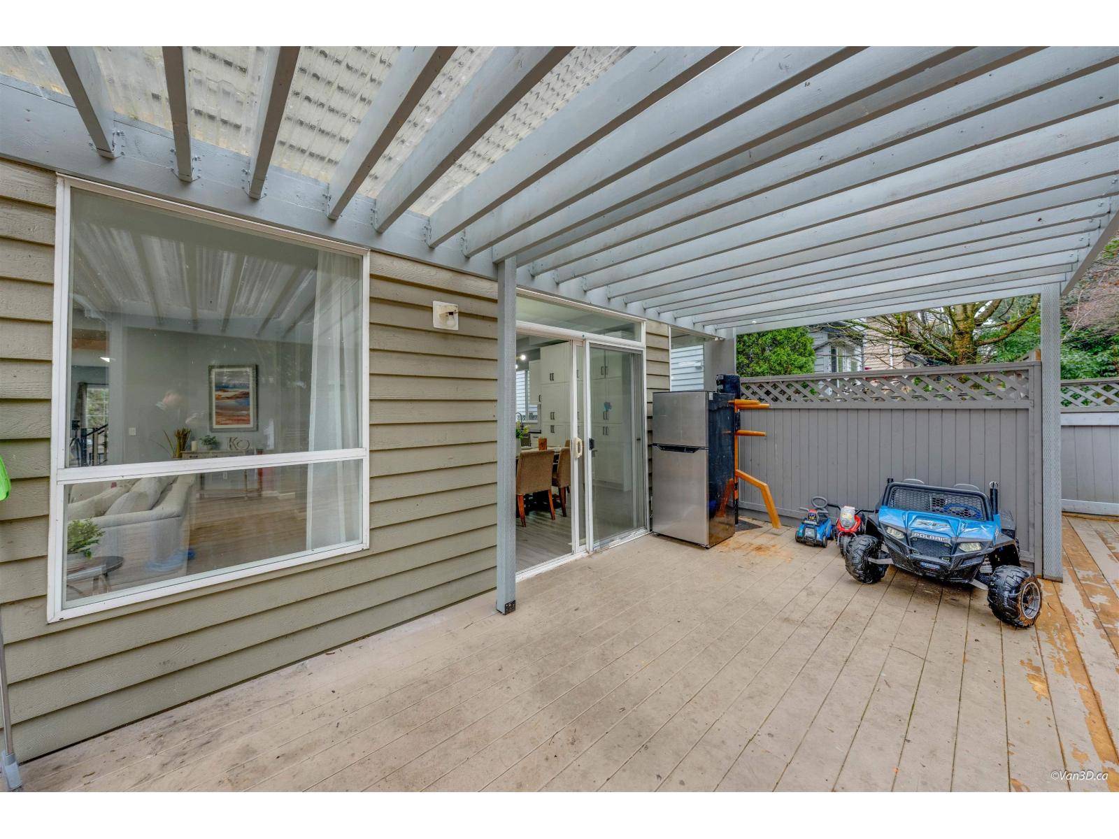 15649 Rosemary Heights Crescent, Surrey, British Columbia  V3Z 0K2 - Photo 12 - R3097420