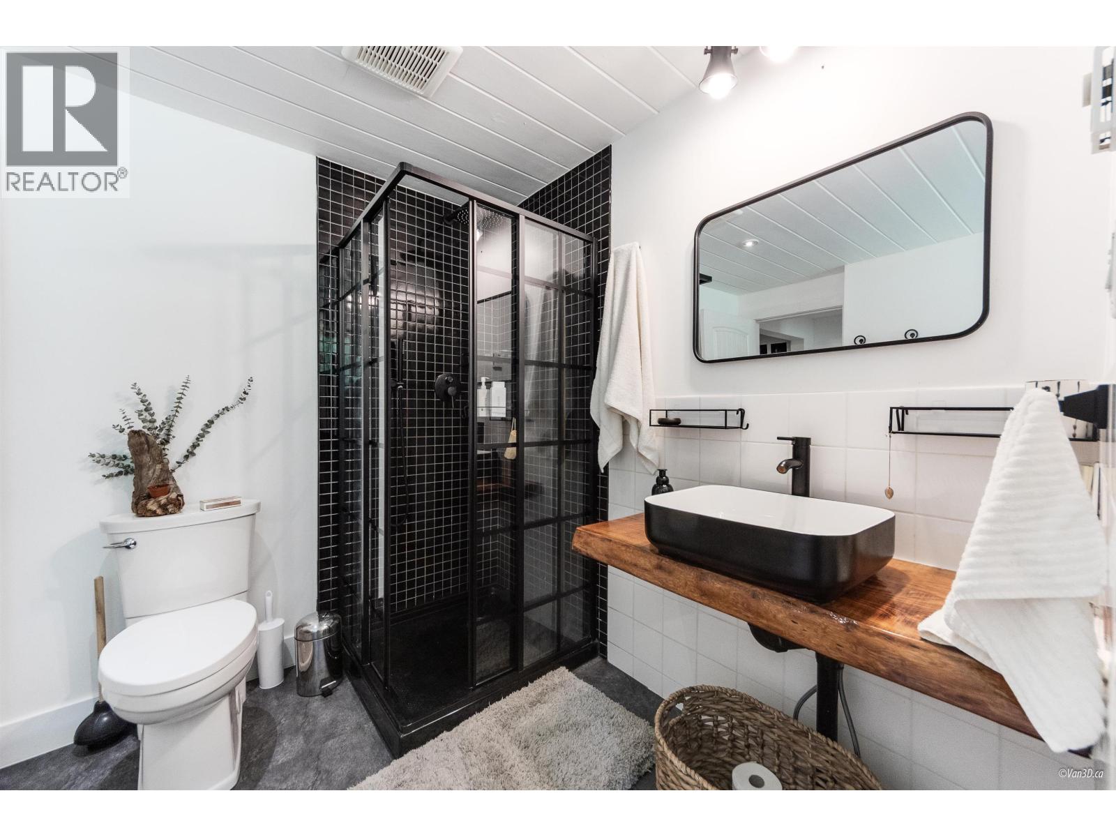 14848 Squamish Valley Road, Squamish, British Columbia  V0N 1H0 - Photo 19 - R3095939