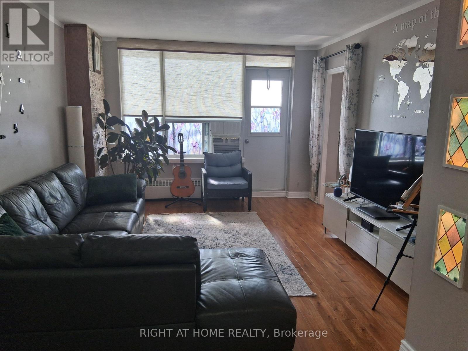 1010 - 235 Grandravine Drive, Toronto, Ontario  M3N 1J2 - Photo 9 - W12859560