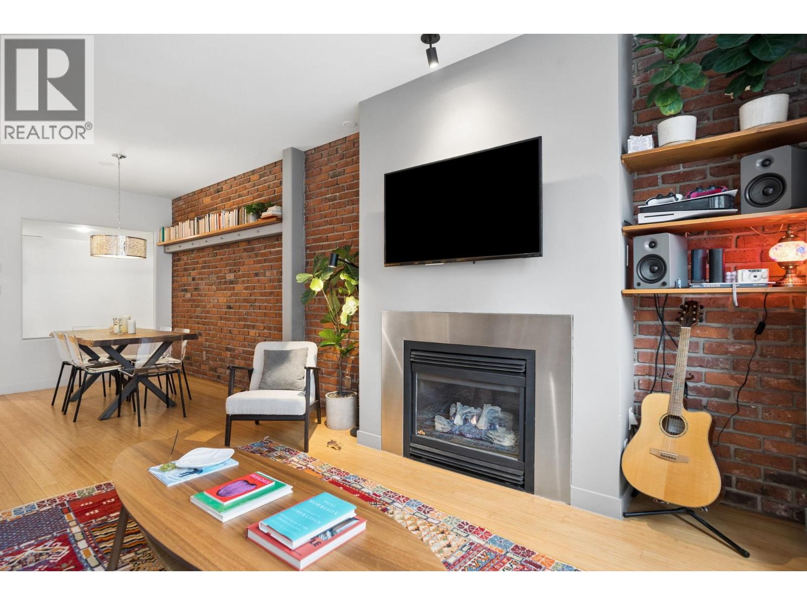 401 1072 Hamilton Street, Vancouver, British Columbia  V6B 2R9 - Photo 11 - R3097477