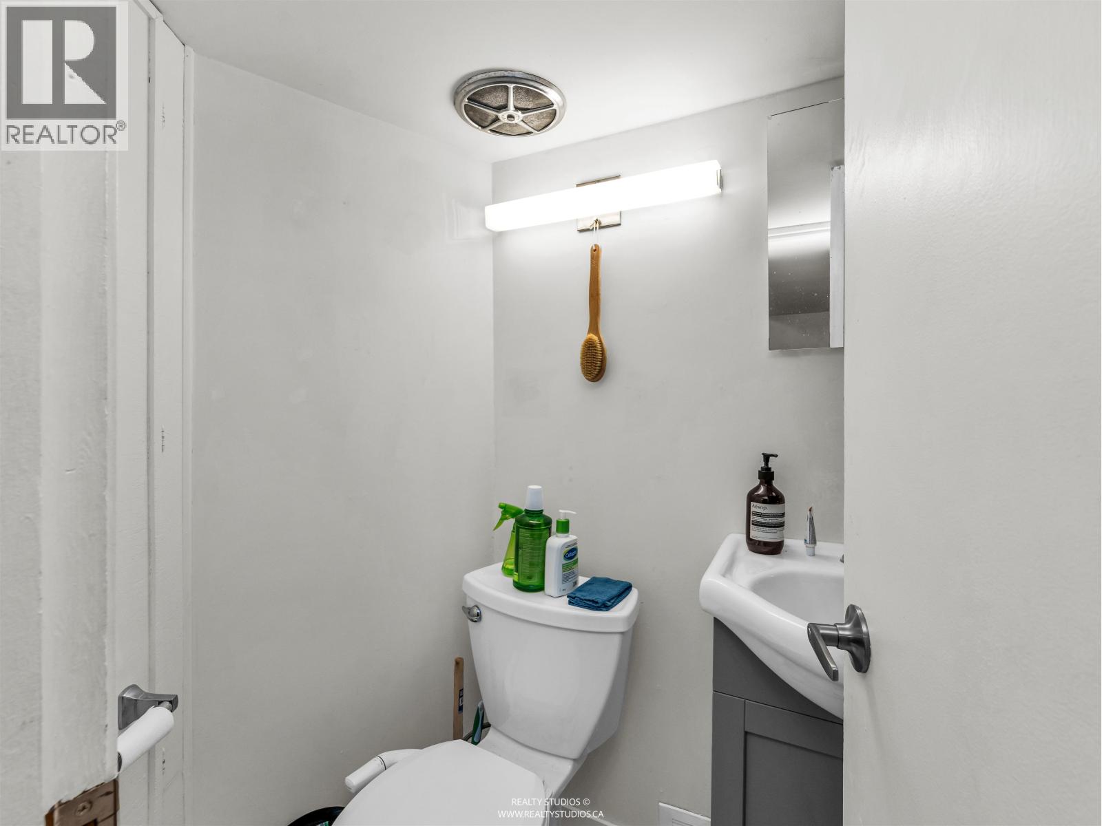 354 W 15th Avenue, Vancouver, British Columbia  V5Y 1Y2 - Photo 32 - R3095086