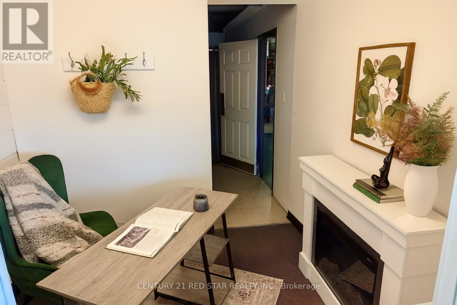 6 & 7 - 76 Centennial Road, Orangeville, Ontario  L9W 1P9 - Photo 10 - W12863568