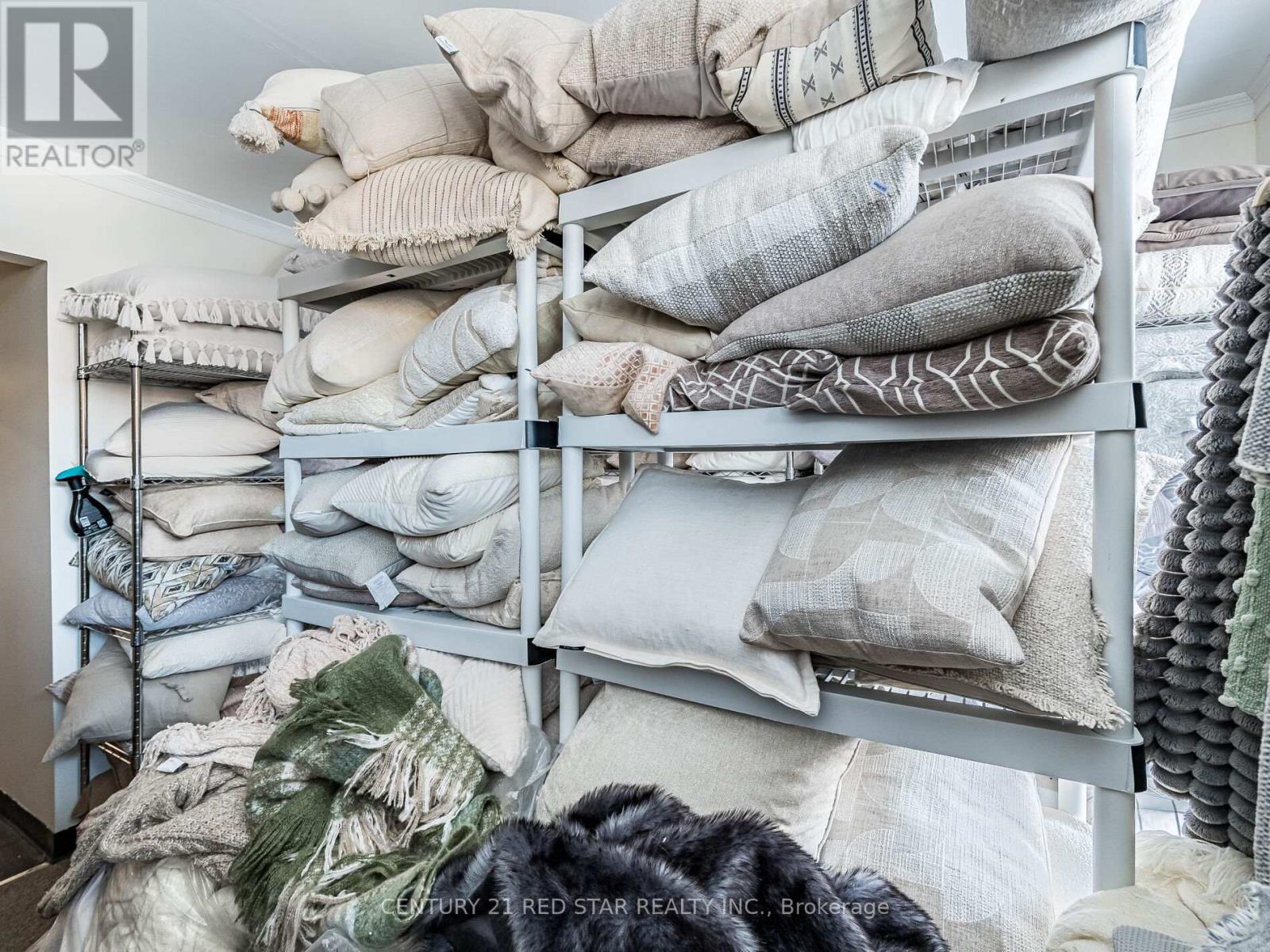 6 & 7 - 76 Centennial Road, Orangeville, Ontario  L9W 1P9 - Photo 14 - W12863568