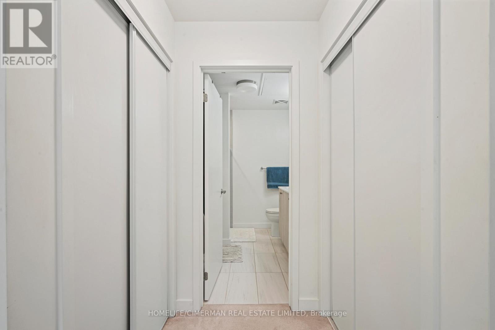 212 - 210 Sabina Drive, Oakville, Ontario  L6H 0W6 - Photo 15 - W12863660