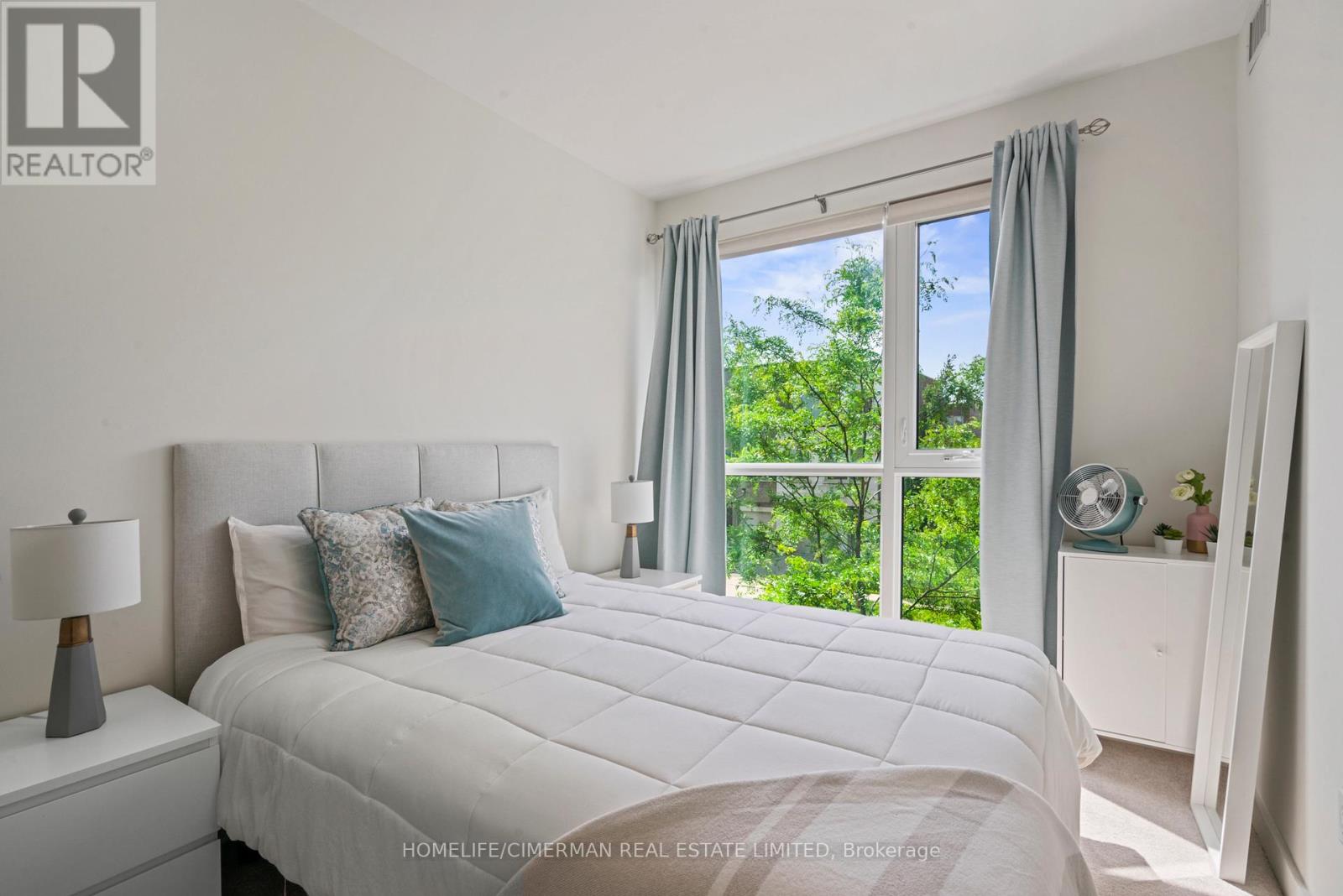 212 - 210 Sabina Drive, Oakville, Ontario  L6H 0W6 - Photo 17 - W12863660