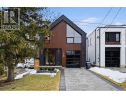 700 MONTBECK CRESCENT, Mississauga, Ontario