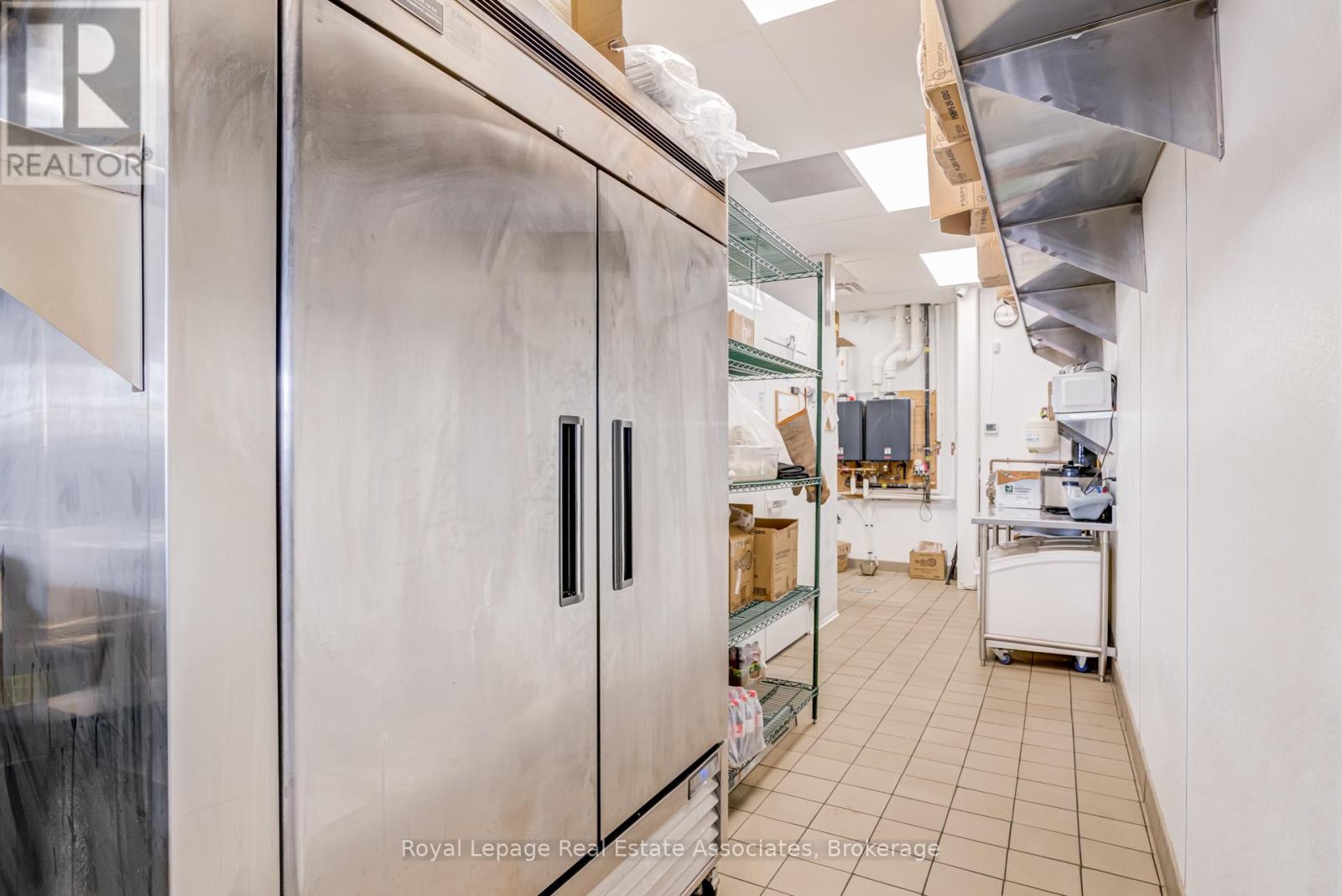 Unit 2 - 1040 Kennedy Circle, Milton, Ontario  L9T 0J9 - Photo 28 - W12863758