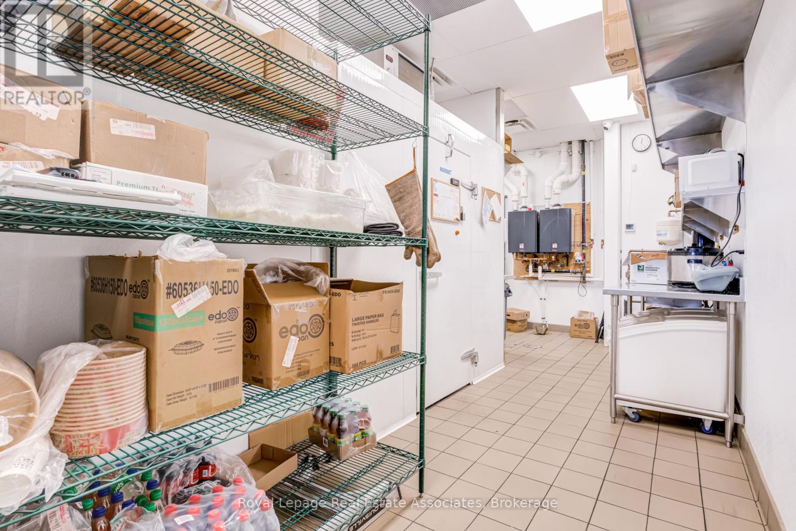 Unit 2 - 1040 Kennedy Circle, Milton, Ontario  L9T 0J9 - Photo 29 - W12863758
