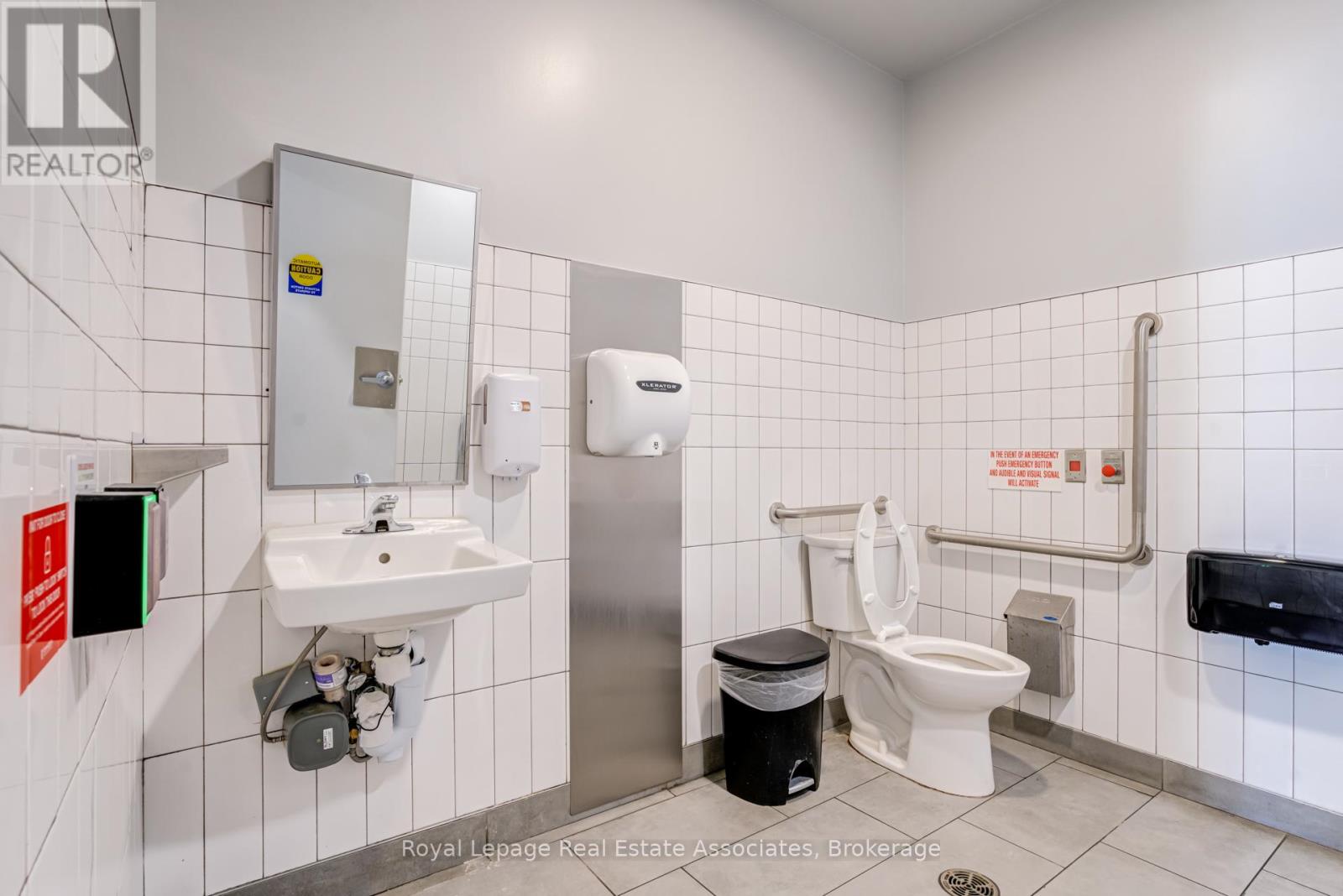 Unit 2 - 1040 Kennedy Circle, Milton, Ontario  L9T 0J9 - Photo 33 - W12863758