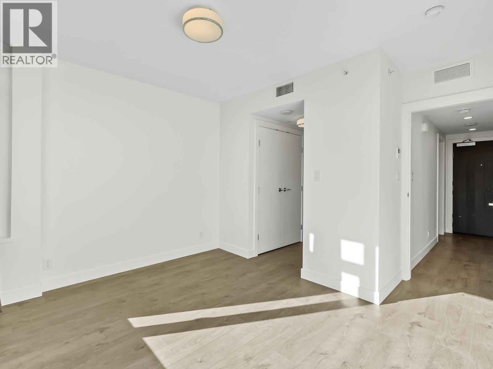 Ch3 5051 Imperial Street, Burnaby, British Columbia  V5J 0J3 - Photo 12 - R3059524