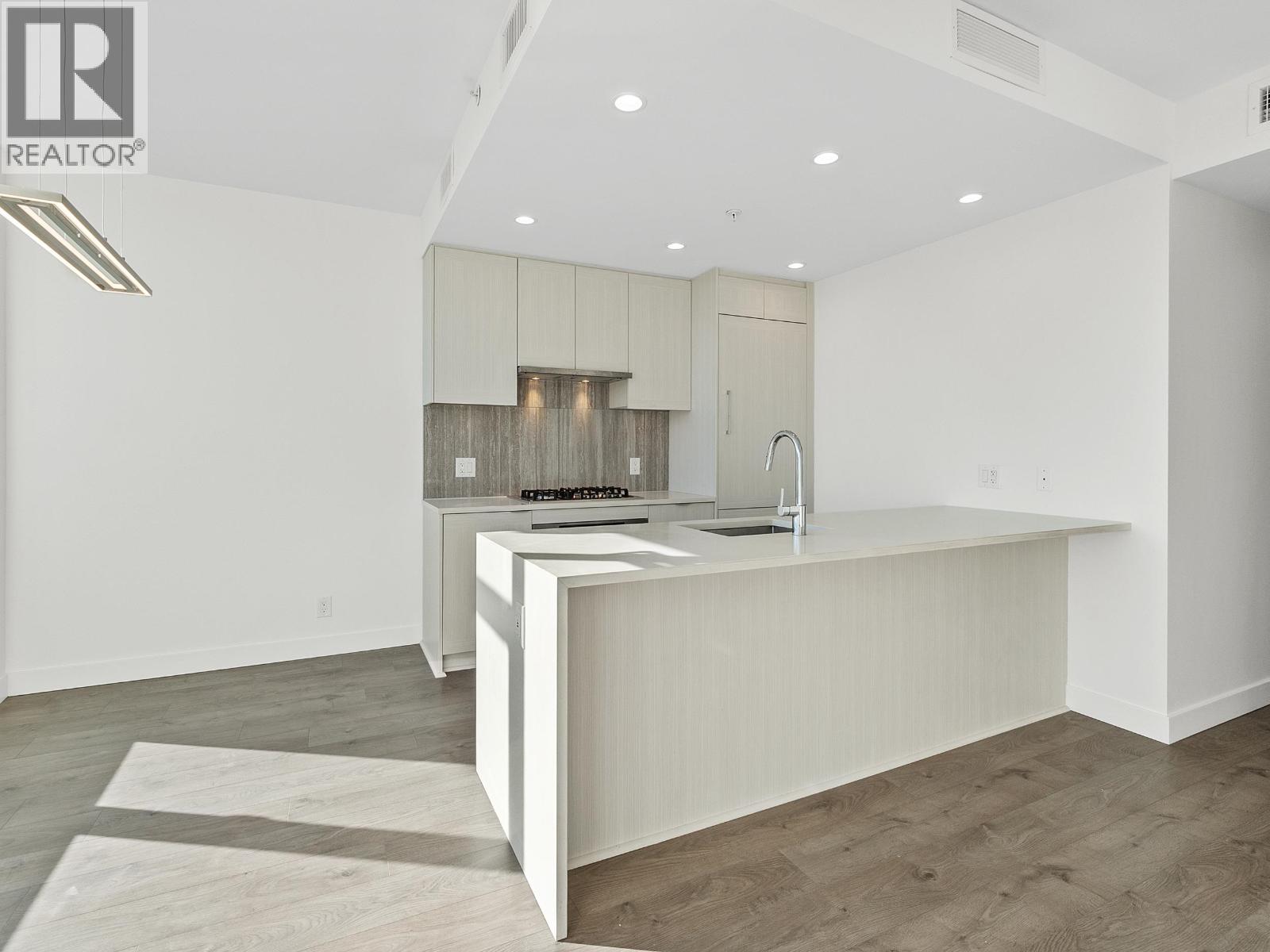 Ch3 5051 Imperial Street, Burnaby, British Columbia  V5J 0J3 - Photo 4 - R3059524