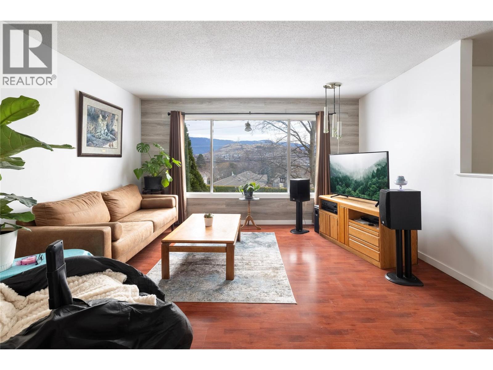 1203 25 Avenue, Vernon, British Columbia  V1T 7L5 - Photo 5 - 10378464