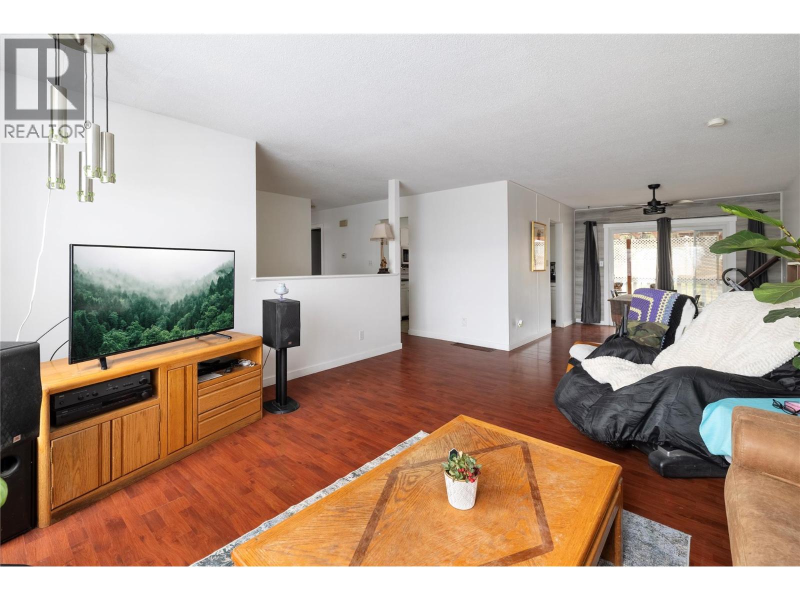 1203 25 Avenue, Vernon, British Columbia  V1T 7L5 - Photo 6 - 10378464