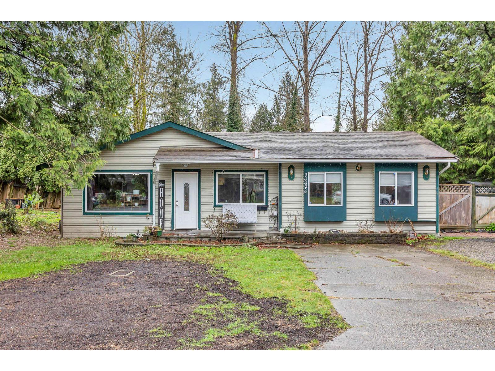 34494 Merlin Drive, Abbotsford, British Columbia  V2S 5K9 - Photo 1 - R3094282