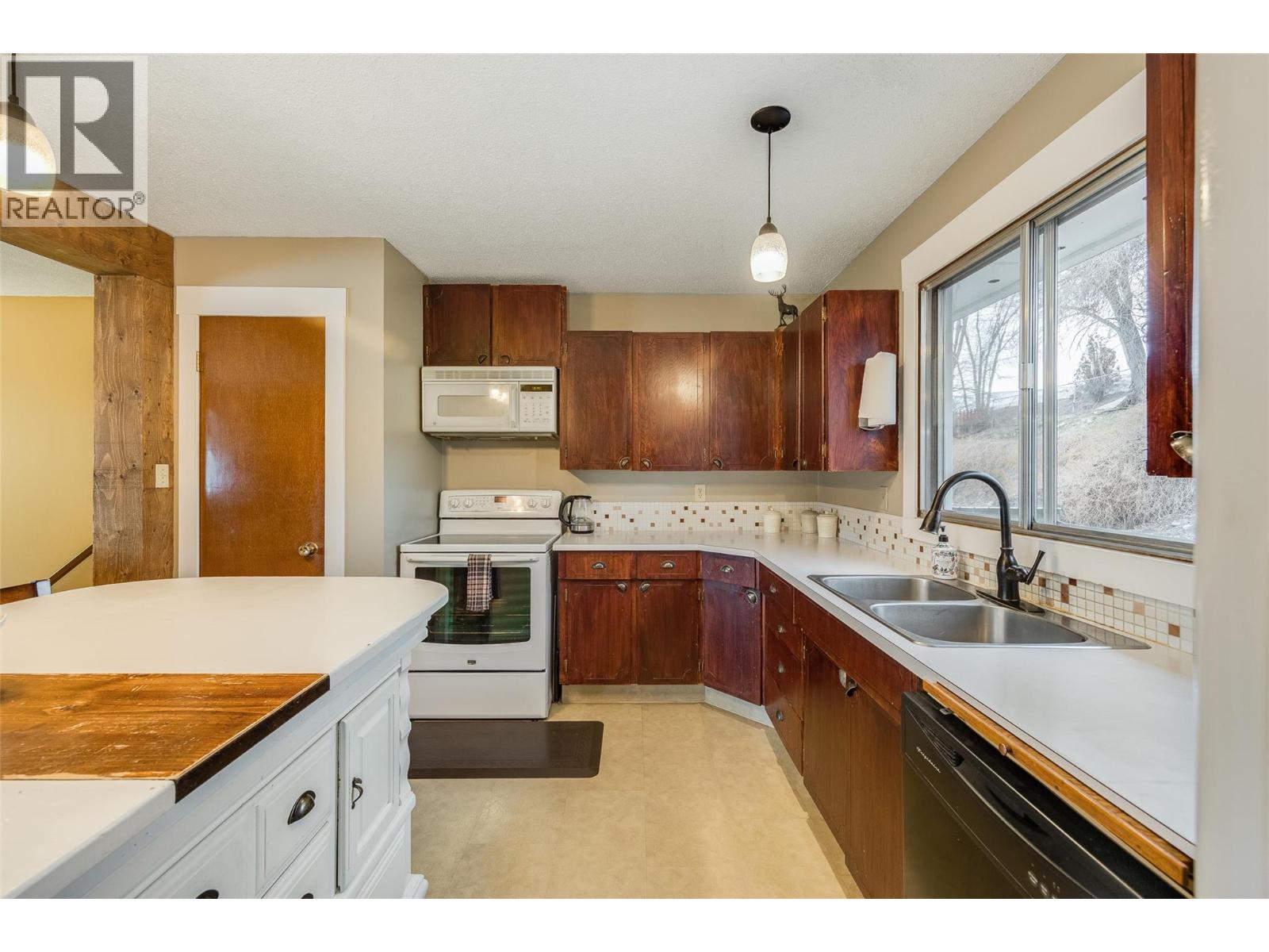 185 Dell Road, Rutland, British Columbia  V1X 3P5 - Photo 7 - 10378635