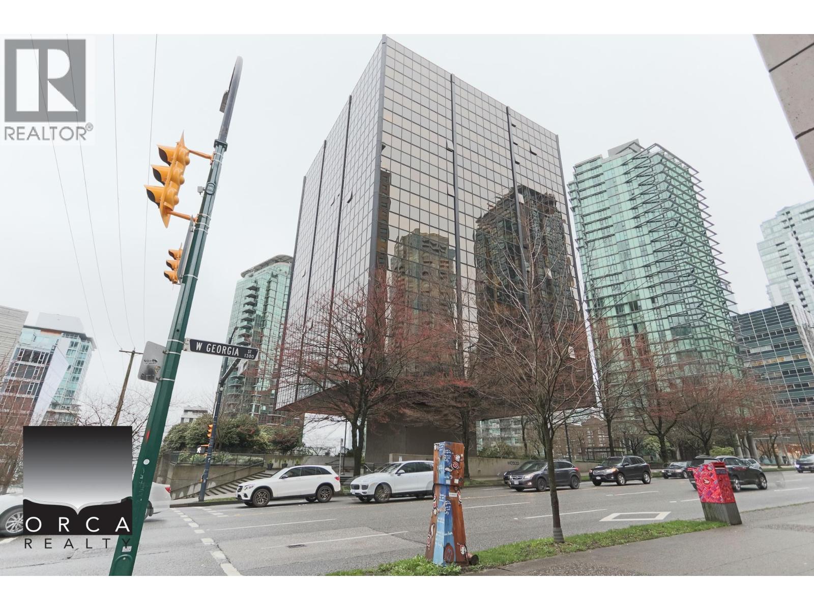 705 1333 W Georgia Street, Vancouver, British Columbia  V6E 4V3 - Photo 1 - R3087227