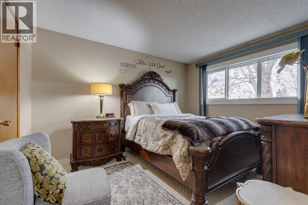 299 Doverview Crescent Se, Calgary, Alberta  T2B 1Y7 - Photo 14 - A2290476