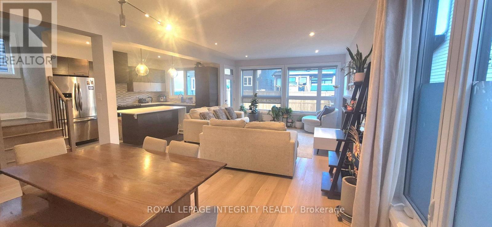 341 Haliburton Heights, Ottawa, Ontario  K2V 0G2 - Photo 10 - X12863834