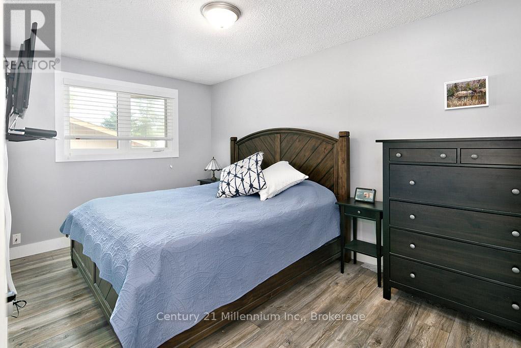 20 Leslie Drive, Collingwood, Ontario  L9Y 4P2 - Photo 13 - S12863674