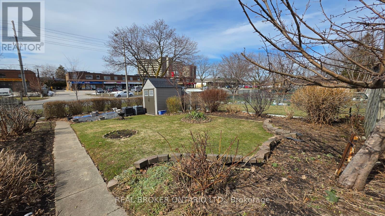 Upper - 214 Fairglen Avenue, Toronto, Ontario  M1W 1B1 - Photo 24 - E12798588