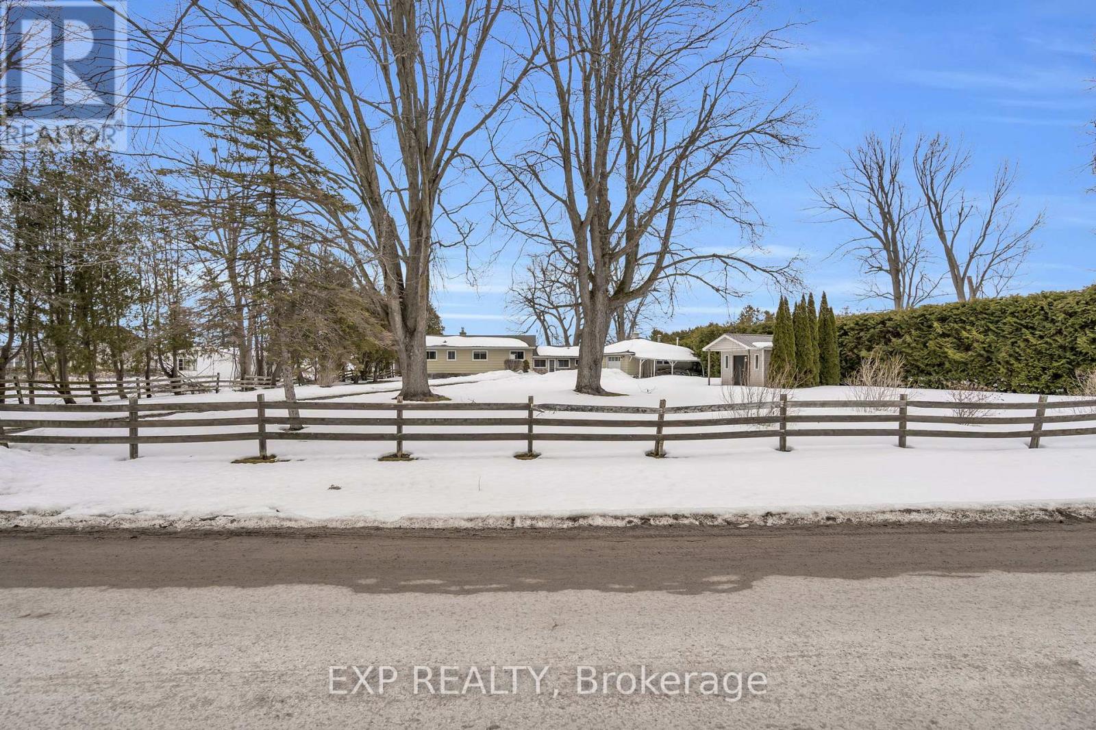 561 Duclos Point Road, Georgina, Ontario  L0E 1N0 - Photo 6 - N12861722